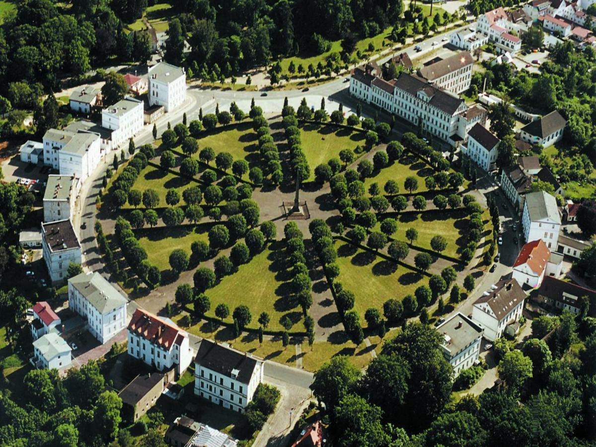 Hotel Residenz Putbus Exterior foto